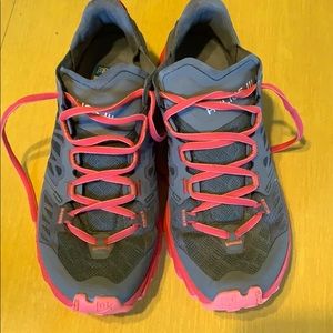 La Sportiva trail running shoe Helios 3